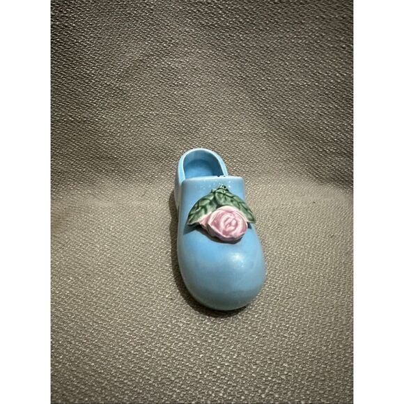 McCoy Blue Dutch Clog Shoe with Pink Rose Planter USA Vintage Home Decor - Picture 4 of 11